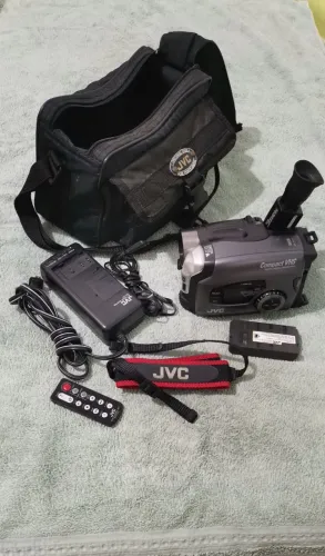 Filmadora Antiga JVC GR-AX920