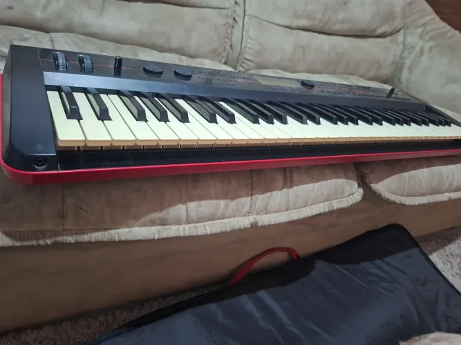 Teclado korg kross 1 