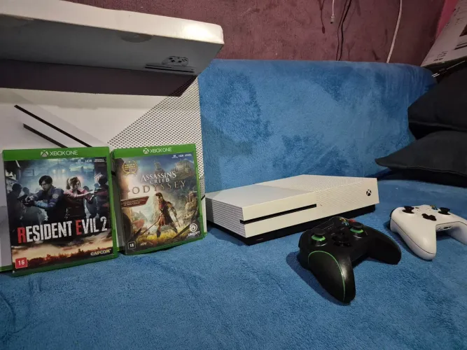 Vendo Xbox One S