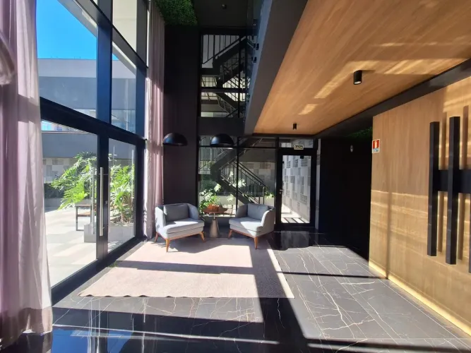 Apartamento à venda com 03 dormitórios e 03 vagas no condomínio LOOK, Morro do Espelho. Sã
