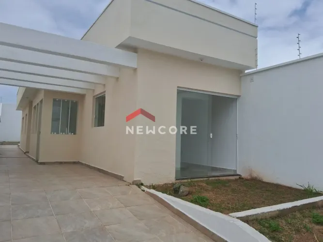 Casa em Rua Osvaldo Longhi - Park D'Aville - Peruíbe/SP