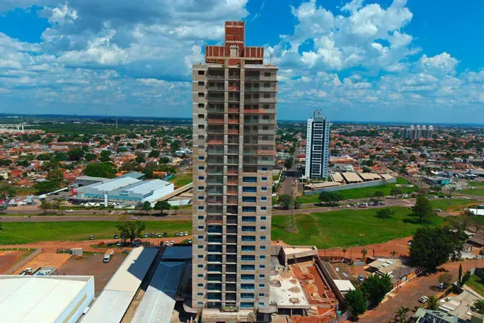 Imóvel para venda possui 79 metros quadrados com 2 quartos em Chácara Cachoeira - Campo Gr