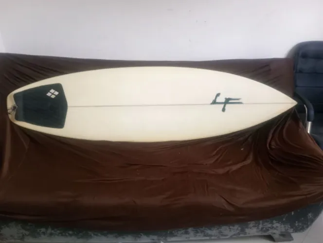 Prancha de surf epoxi 5"11
