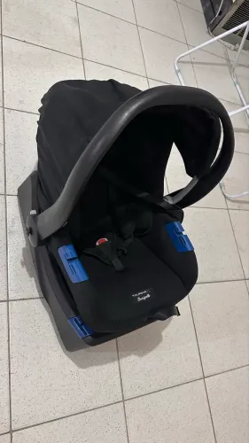 Bebê conforto Burigotto Touring X + base