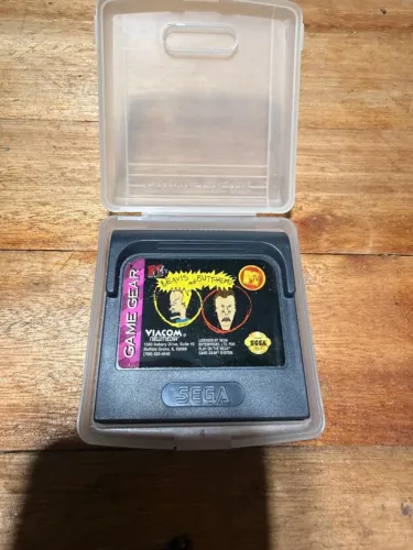cartucho original do jogo MTV's Beavis and Butt-Head para o console portátil Sega Game Gea