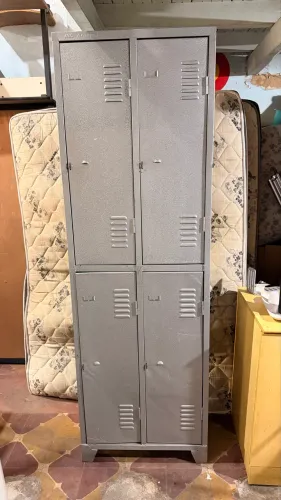 Armário escaninho de Aço 4 portas