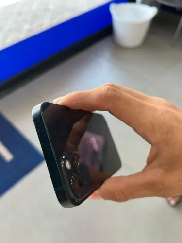 iPhone 13 black