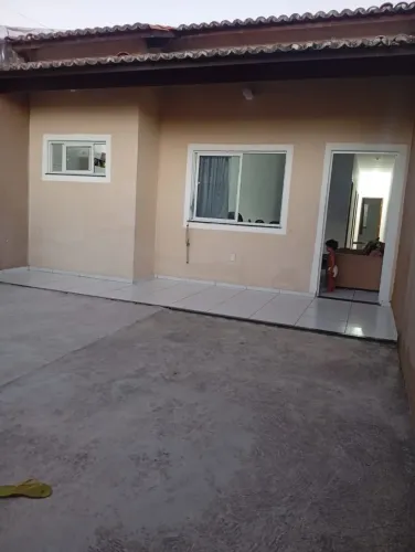 Iexcelente imovel para repasse com ótimos espaços internos e externos 2 vagas de garagem..