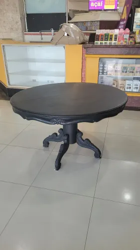 Mesa Provençal de Madeira Maciça