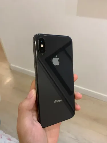 iPhone XS (64 gb)