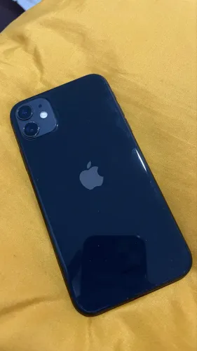 iPhone 11 128GB, tela quebrada, aparelho funcionando perfeitamente