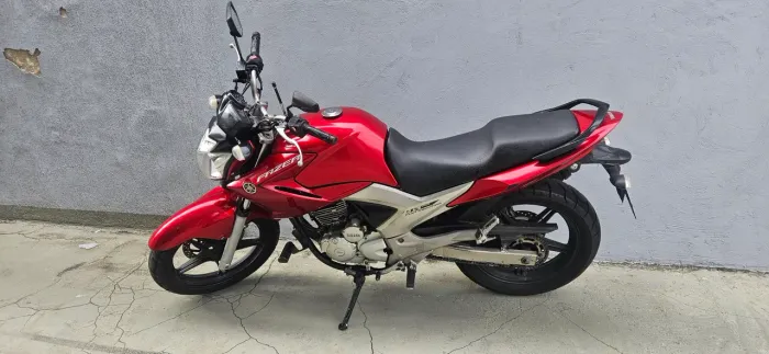 FAZER 250 2012