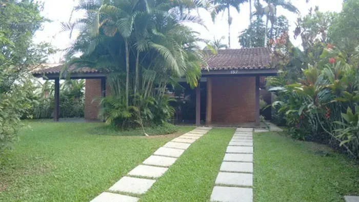 UBATUBA - PRAIA DO LÁZARO (Diárias disponíveis a partir de 12/01)