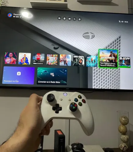 Xbox One S 1T - Com 2 controles excelente estado.