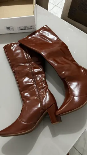 Bota cano alto