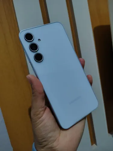 Edge 50 fusion + A35 5g