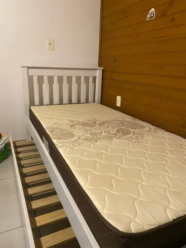 Cama de solteiro Bi Cama acompanha colchão 