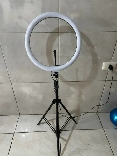 Ring light