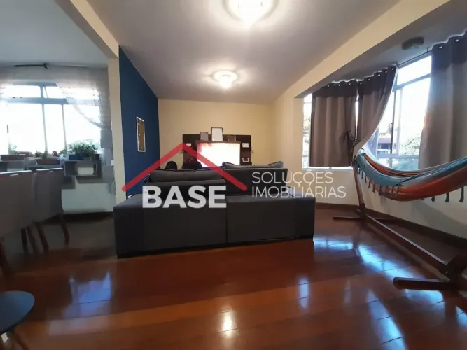 Apartamento à venda em Belo Horizonte / MG no bairro Prado