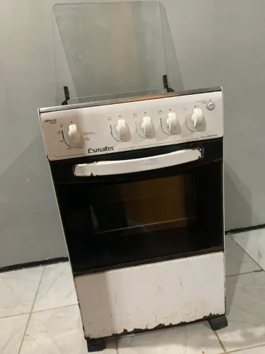 Vendo fogão esmaltec - usado