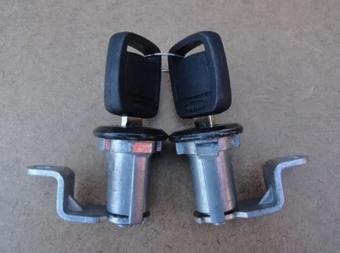 Cilindro Da Porta Par F-100 F-1000 1972 À 1992 Preto F-350