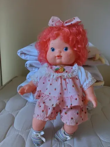 Boneca (anos 80), Bebê Morangão da estrela (destinado a colecionador)