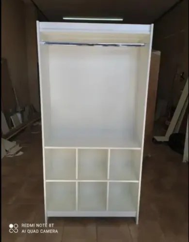 CABIDEIRO COM COLMEIA INFERIOR MDF