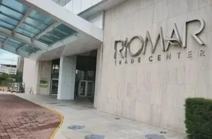 Sala à venda | 32,44 m² | Riomar Trade Center | Shopping Riomar | Bairro Papicu | Fortalez