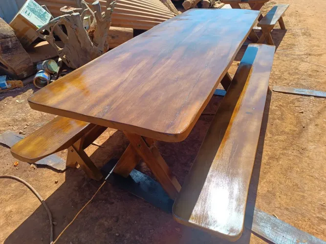 Conjunto Mesa com bancos de 2.5 metros