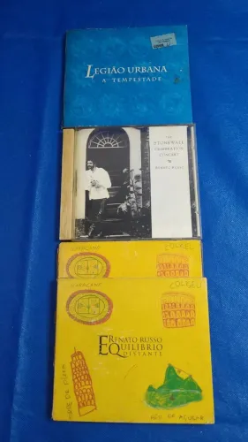 Coleção com 3 CDs originais usados - Renato Russo & Legião Urbana