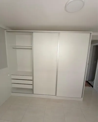 Roupeiro casal em 100%MDF Black friday 