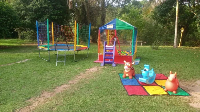 Aluguel de brinquedos e Infláveis Locação de barracas de Pipoca e Algodão doce