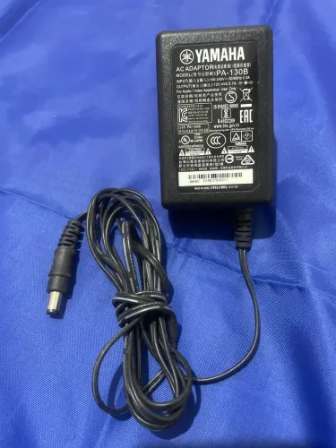 Carregador Yamaha Original 