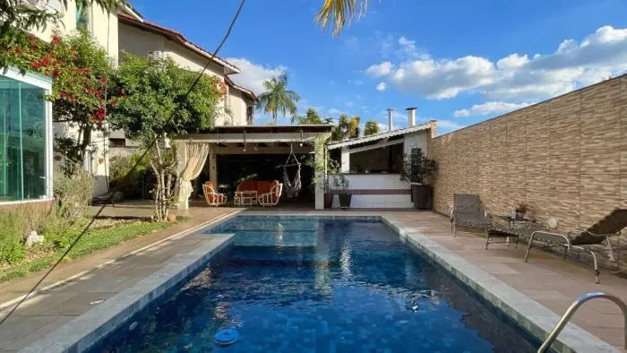 Casa à venda em Santana de Parnaíba, Alphaville, com 4 suítes, com 400 m², Residencial Dez