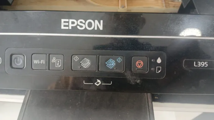 Vende-se impressora (C/Defeito)