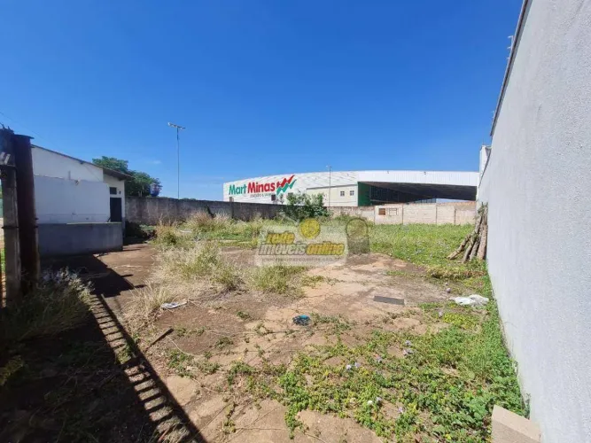 Terreno à venda, 551 m² por R$ 600.000,00 - Olinda - Uberaba/MG