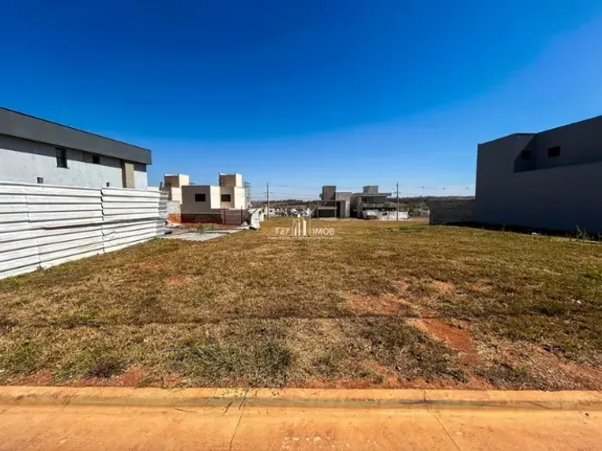 Ágio Jardins Parma - Lote plano com 265,66 m², sem vizinho de frente.