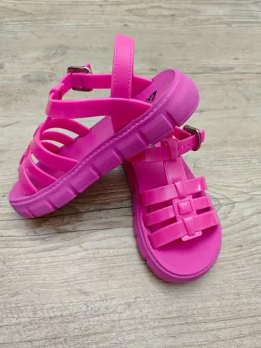 Sandália da Barbie para meninas tam 30