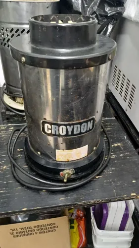 Liquidificador Croydon baixa rotação bi volt