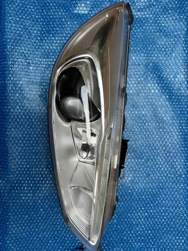 Farol original Focus Titanium c/ xênon original