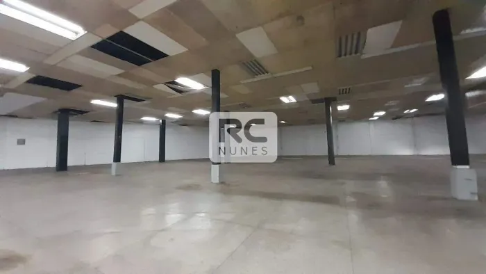 Galpão 1.150m² no bairro Maria Virgínia Estrutura completa para logística, indústria e co