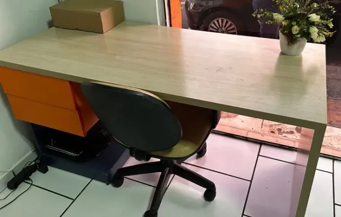 Móveis Usados em MDF p/Comércio em Geral 