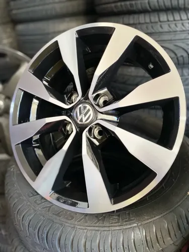 Jogo de Rodas Volkswagen Aro 15 novas VOYAGE GOL SAVEIRO PARATI 