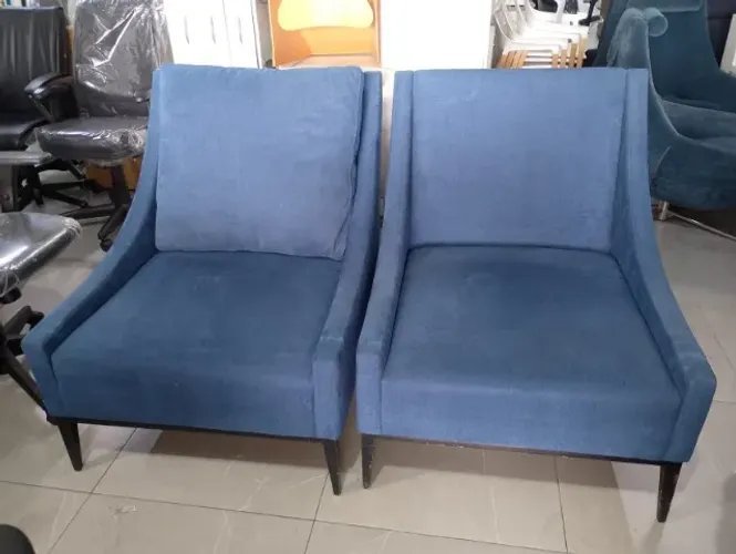 Poltrona Brentwood Azul Royal para Escritório
