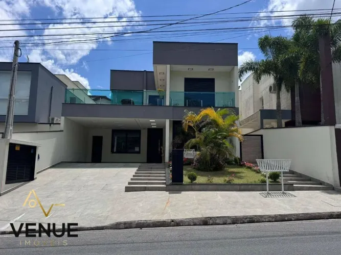 Casa com elevador no condomínio Arujá 5 - R$ 3.000.000,00