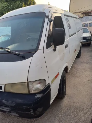 KIA/BESTA SV GRAND CARGA.