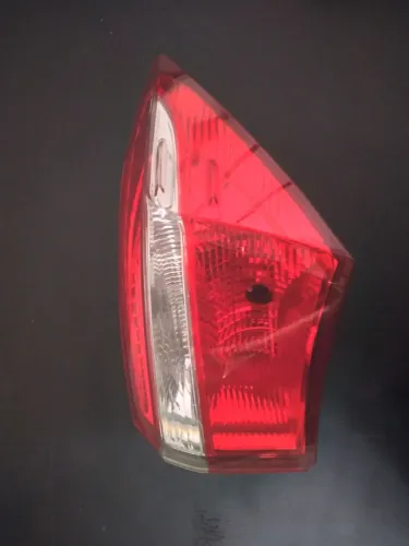 Lanterna Traseira Direita original Corolla 2015 A 2018