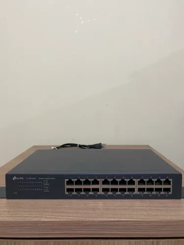 Switch 24 Portas Tp-link Gigabit 10/100/1000 Mbps TL-SG1024D