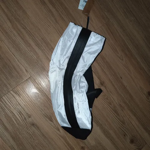 3 bolsas Osklen Travel