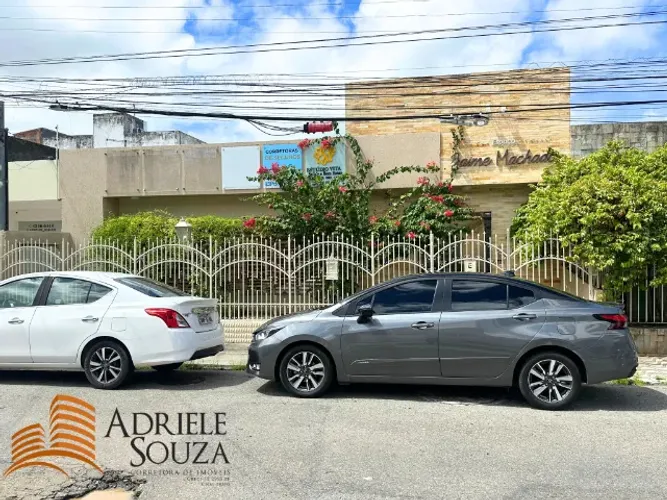 Vendo Galeria com 06 salas comercias no Bairro Salgado Filho